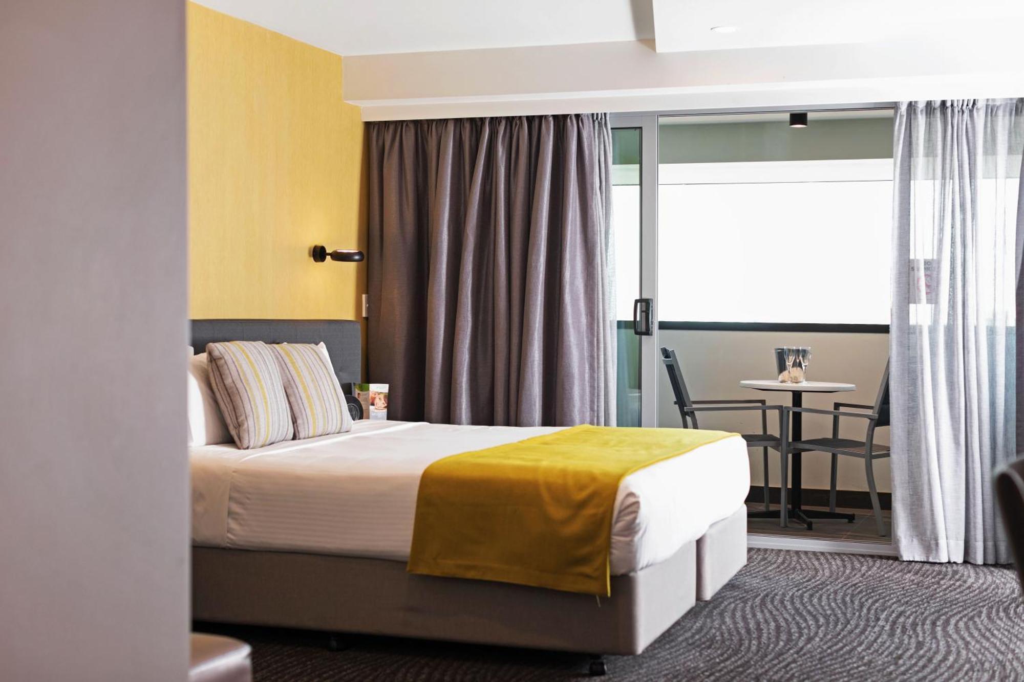เมอร์เคียว เมลเบิร์น คาโรไลน์ สปริงส์ Hotel แคโรไลน์สปริงส์ ภายนอก รูปภาพ